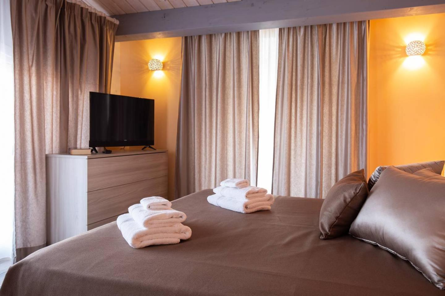 Il Sopracciglio Suites - Red Suite Cassino Luaran gambar