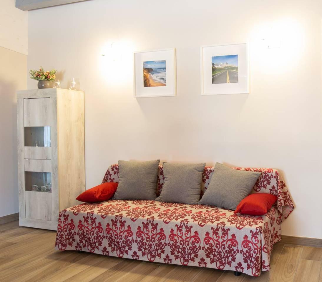 Il Sopracciglio Suites - Red Suite Cassino Luaran gambar